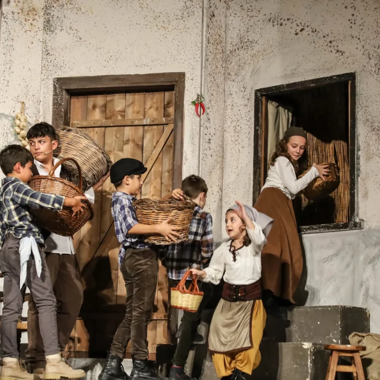 Annata ricca, massaru cuntentu, Compagnia Teatrale Jonica: foto di scena