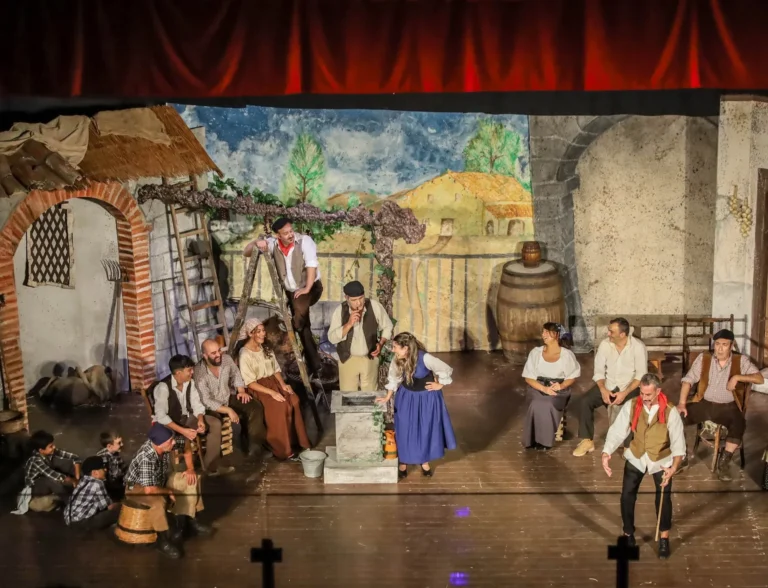 Annata ricca, massaru cuntentu, Compagnia Teatrale Jonica: foto di scena
