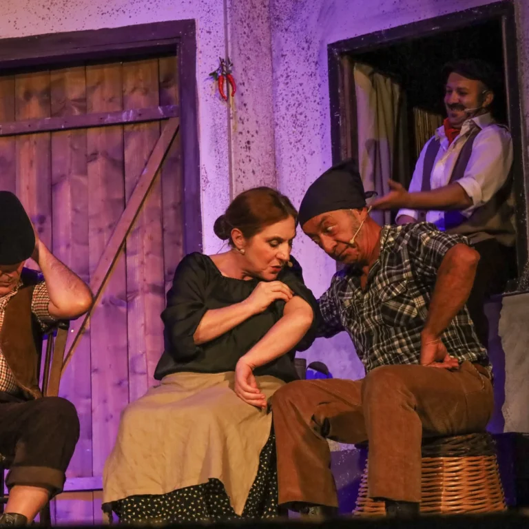 Annata ricca, massaru cuntentu, Compagnia Teatrale Jonica: foto di scena