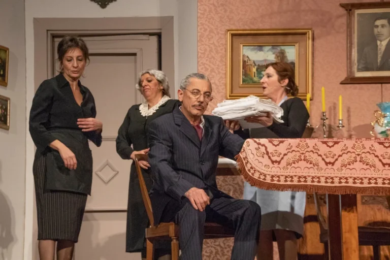 Filumena Marturano, Compagnia Teatrale Jonica: foto di scena
