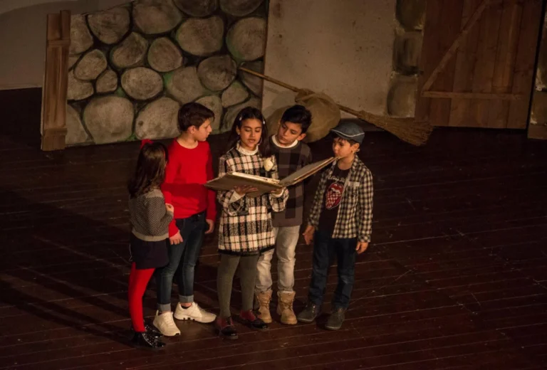 I promessi sposi, Compagnia Teatrale Jonica: foto di scena