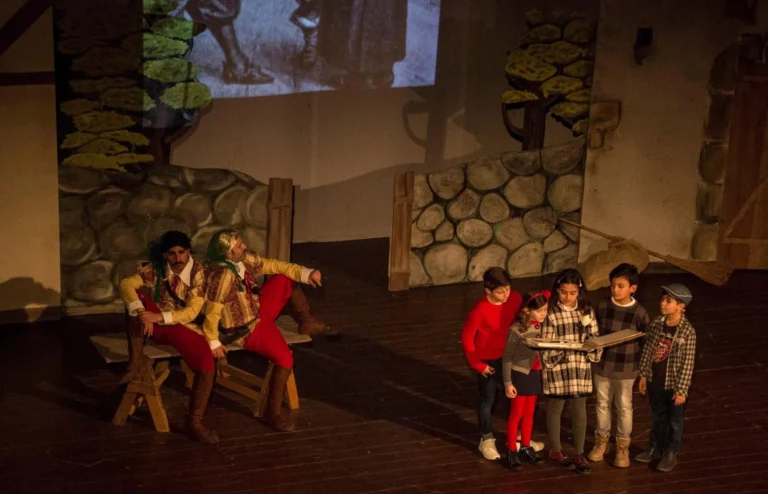 I promessi sposi, Compagnia Teatrale Jonica: foto di scena
