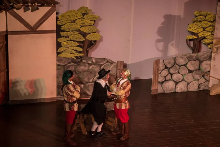 I promessi sposi, Compagnia Teatrale Jonica: foto di scena