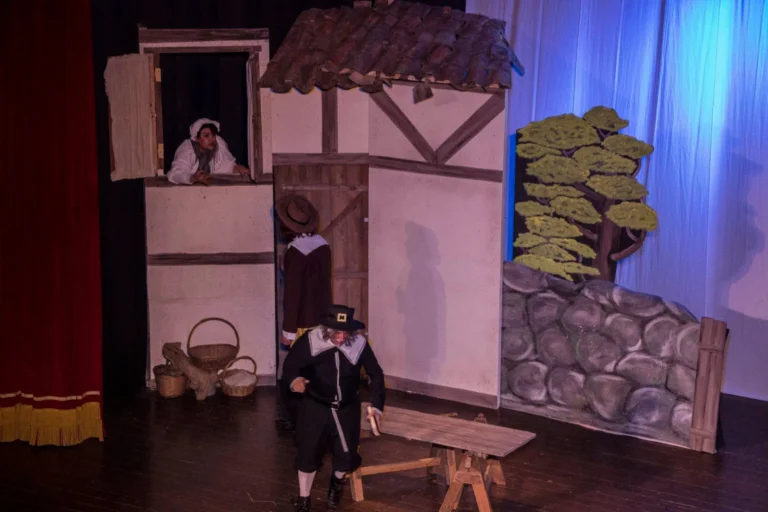 I promessi sposi, Compagnia Teatrale Jonica: foto di scena