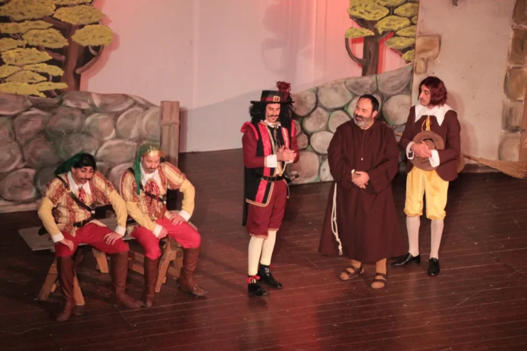 I promessi sposi, Compagnia Teatrale Jonica: foto di scena