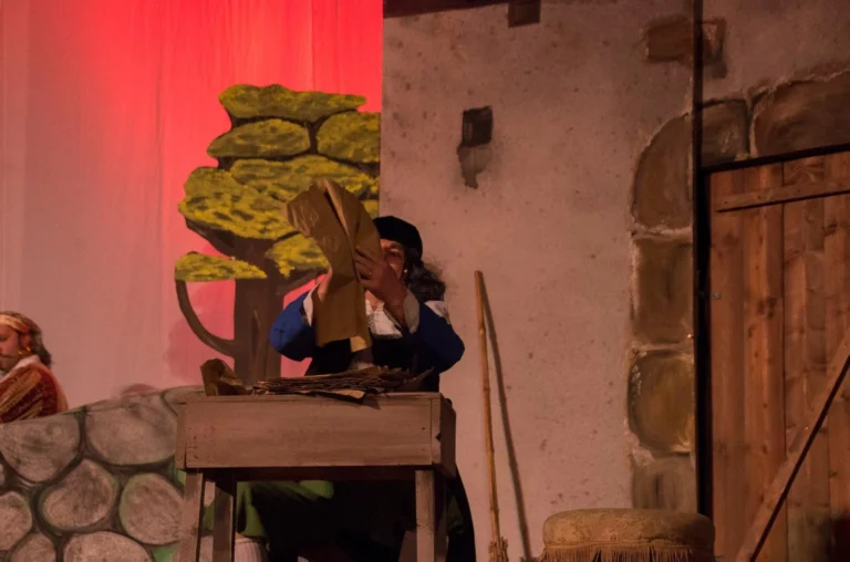 I promessi sposi, Compagnia Teatrale Jonica: foto di scena
