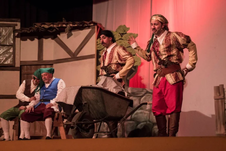 I promessi sposi, Compagnia Teatrale Jonica: foto di scena