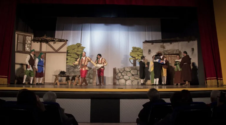 I promessi sposi, Compagnia Teatrale Jonica: foto di scena