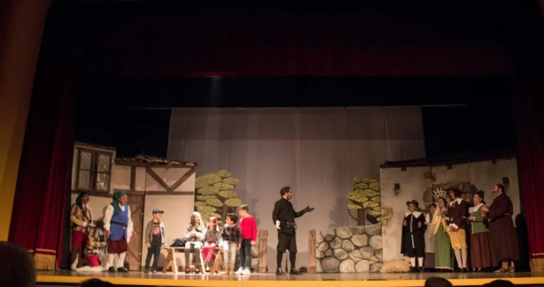 I promessi sposi, Compagnia Teatrale Jonica: foto di scena