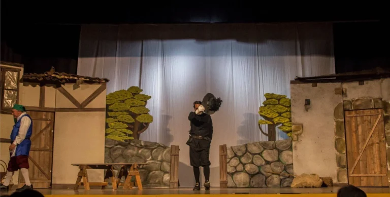 I promessi sposi, Compagnia Teatrale Jonica: foto di scena