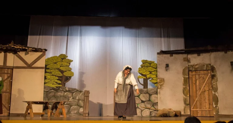 I promessi sposi, Compagnia Teatrale Jonica: foto di scena