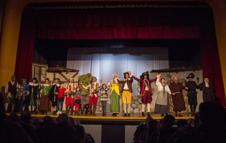 I promessi sposi, Compagnia Teatrale Jonica: foto di scena