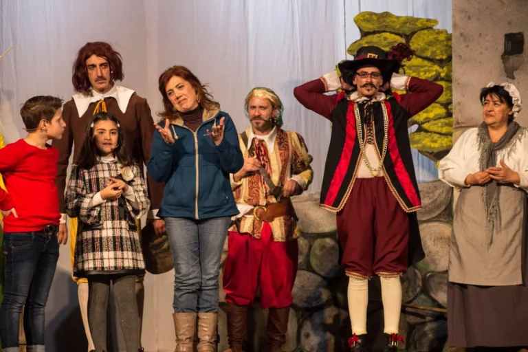 I promessi sposi, Compagnia Teatrale Jonica: foto di scena