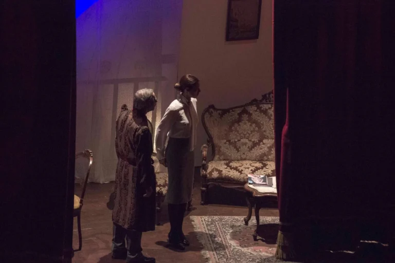 La governante, Compagnia Teatrale Jonica: foto di scena
