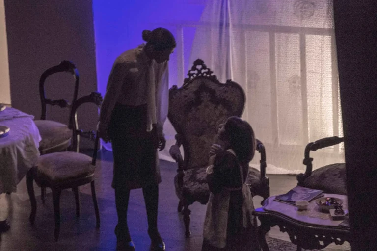 La governante, Compagnia Teatrale Jonica: foto di scena