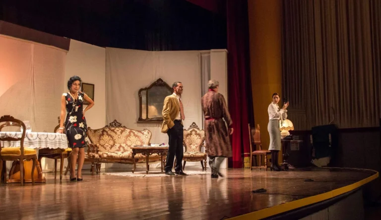 La governante, Compagnia Teatrale Jonica: foto di scena