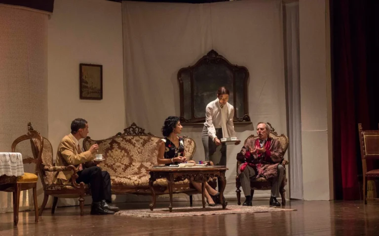 La governante, Compagnia Teatrale Jonica: foto di scena