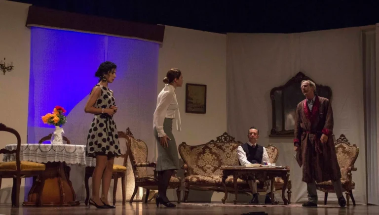 La governante, Compagnia Teatrale Jonica: foto di scena