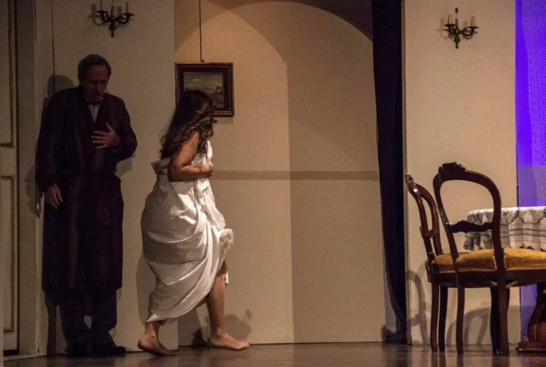 La governante, Compagnia Teatrale Jonica: foto di scena