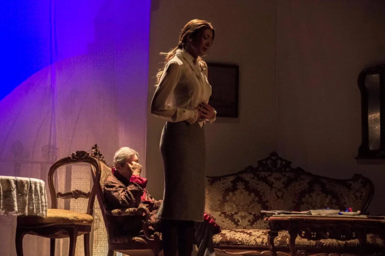 La governante, Compagnia Teatrale Jonica: foto di scena