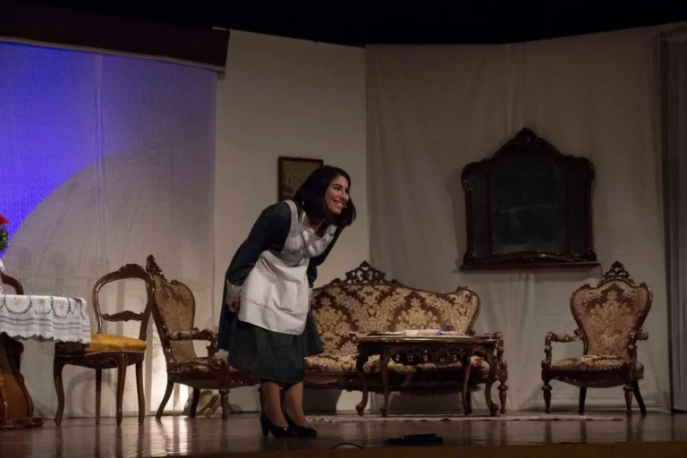 La governante, Compagnia Teatrale Jonica: foto di scena