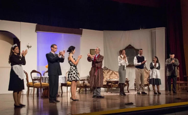 La governante, Compagnia Teatrale Jonica: foto di scena