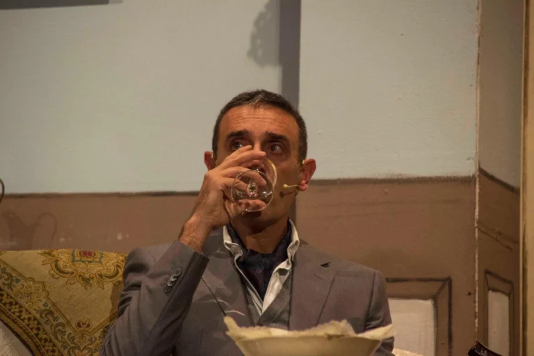 Spirito allegro, Compagnia Teatrale Jonica: foto di scena