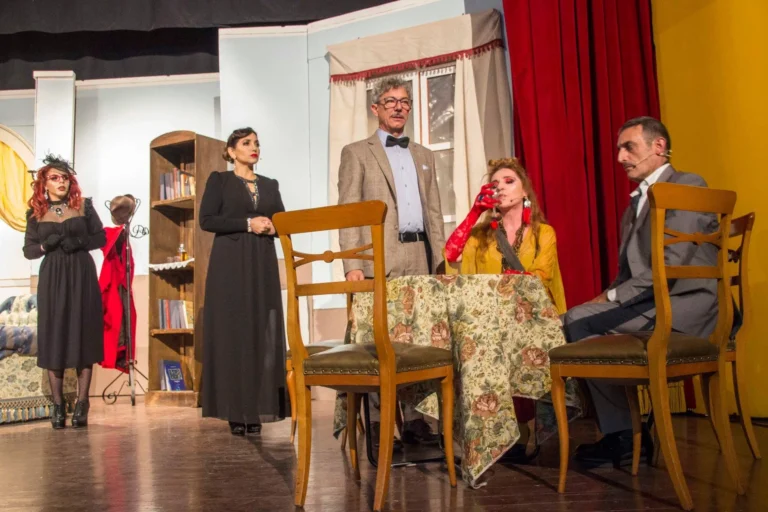 Spirito allegro, Compagnia Teatrale Jonica: foto di scena