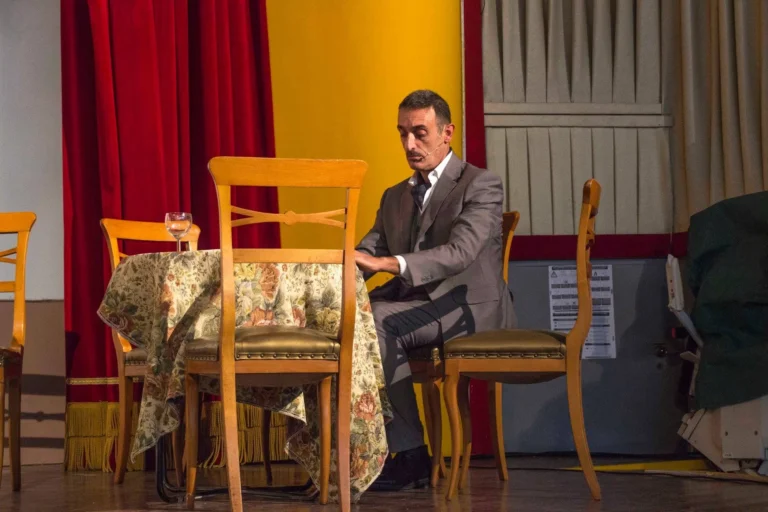 Spirito allegro, Compagnia Teatrale Jonica: foto di scena