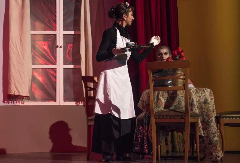 Spirito allegro, Compagnia Teatrale Jonica: foto di scena
