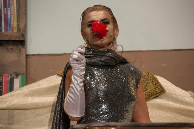 Spirito allegro, Compagnia Teatrale Jonica: foto di scena