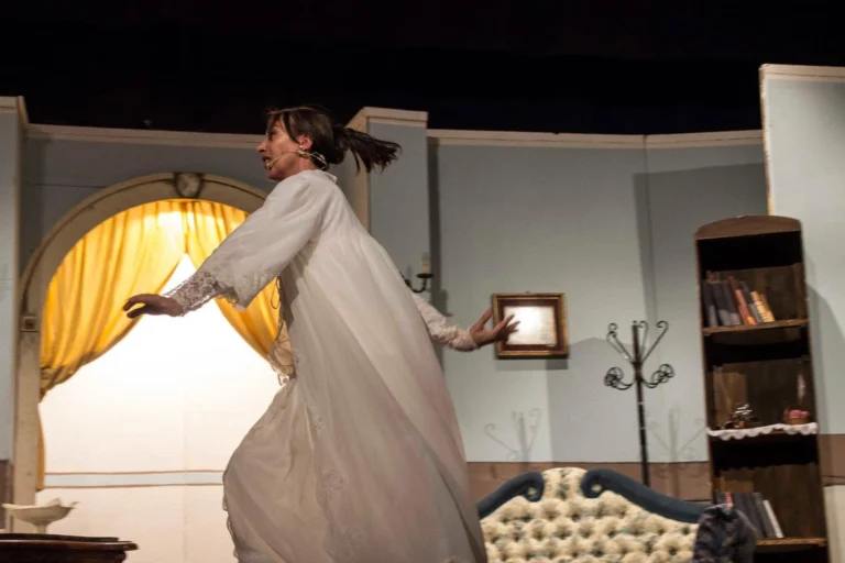 Spirito allegro, Compagnia Teatrale Jonica: foto di scena