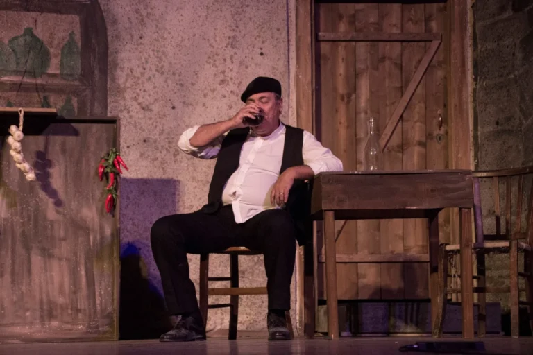 U sapiti com'è, Compagnia Teatrale Jonica: foto di scena