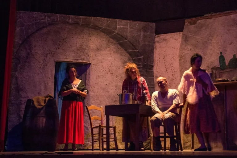 U sapiti com'è, Compagnia Teatrale Jonica: foto di scena