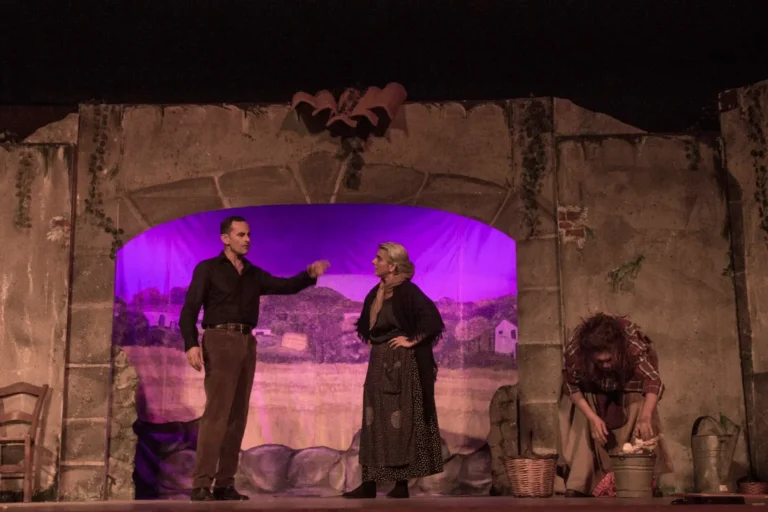 U sapiti com'è, Compagnia Teatrale Jonica: foto di scena