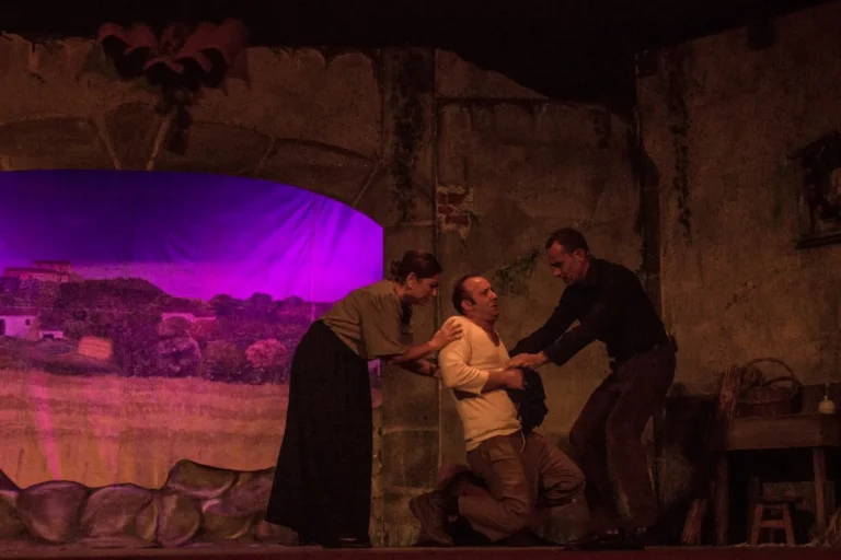U sapiti com'è, Compagnia Teatrale Jonica: foto di scena