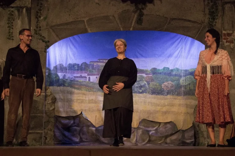 U sapiti com'è, Compagnia Teatrale Jonica: foto di scena