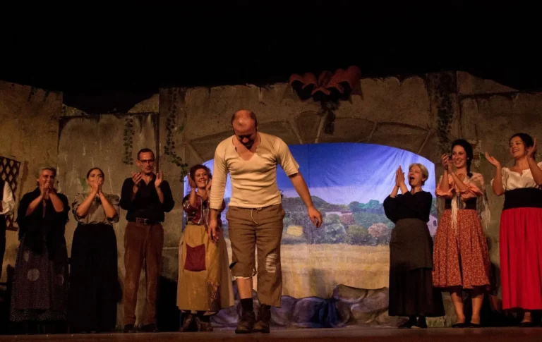 U sapiti com'è, Compagnia Teatrale Jonica: foto di scena
