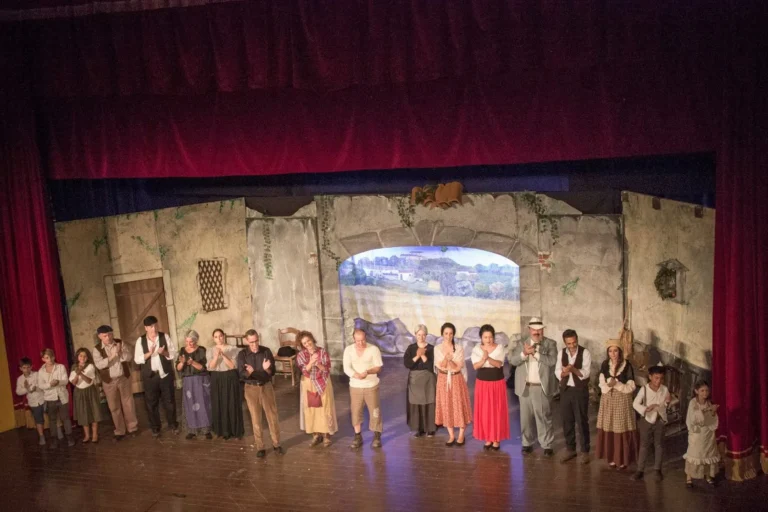 U sapiti com'è, Compagnia Teatrale Jonica: foto di scena