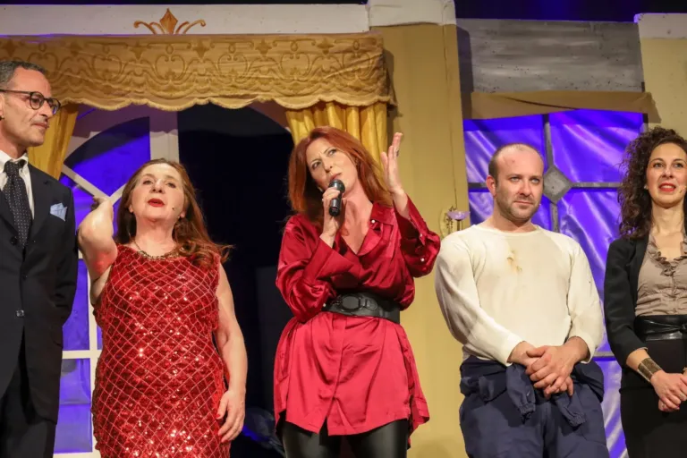 Ho affittato un maggiordomo, Compagnia Teatrale Jonica: foto di scena