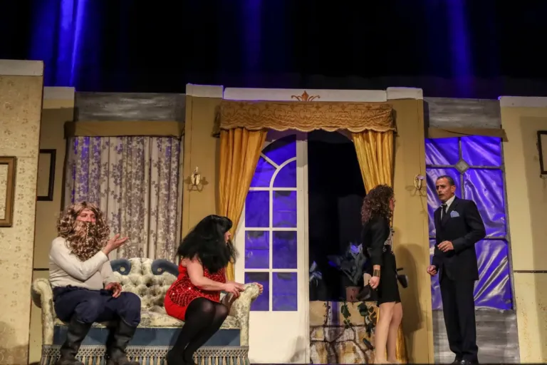 Ho affittato un maggiordomo, Compagnia Teatrale Jonica: foto di scena