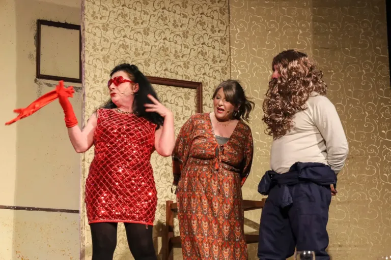 Ho affittato un maggiordomo, Compagnia Teatrale Jonica: foto di scena