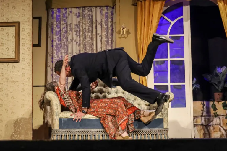 Ho affittato un maggiordomo, Compagnia Teatrale Jonica: foto di scena