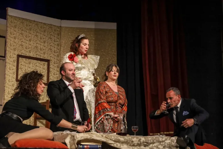 Ho affittato un maggiordomo, Compagnia Teatrale Jonica: foto di scena