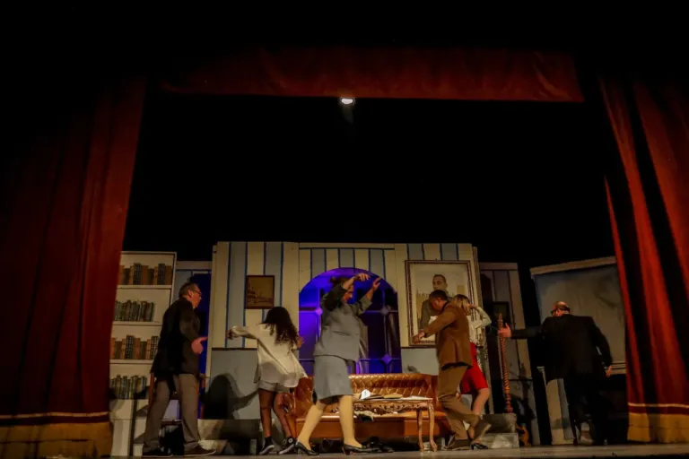 L'avventura di Ernesto, Compagnia Teatrale Jonica: foto di scena