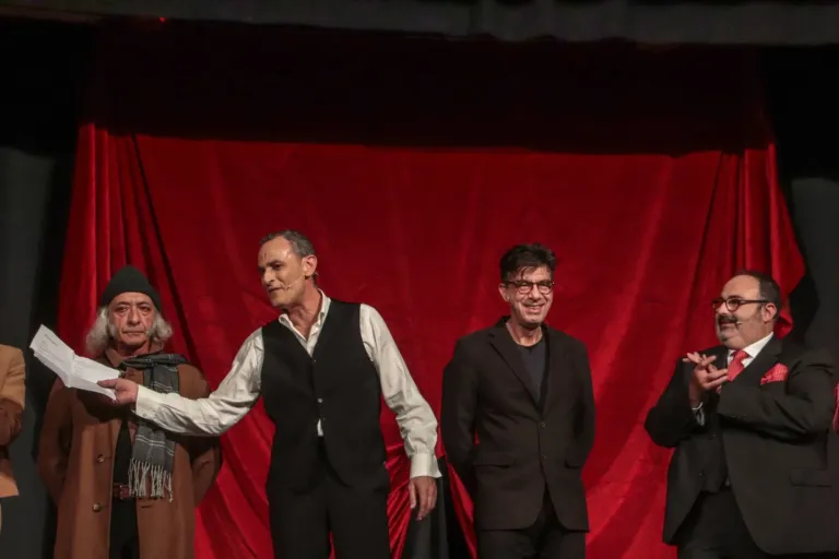 L'ispettore, Compagnia Teatrale Jonica: foto di scena