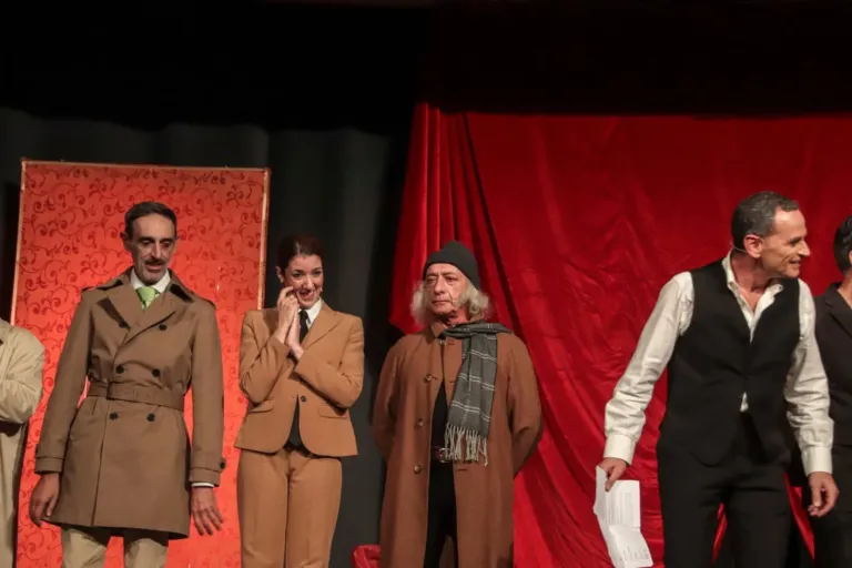 L'ispettore, Compagnia Teatrale Jonica: foto di scena
