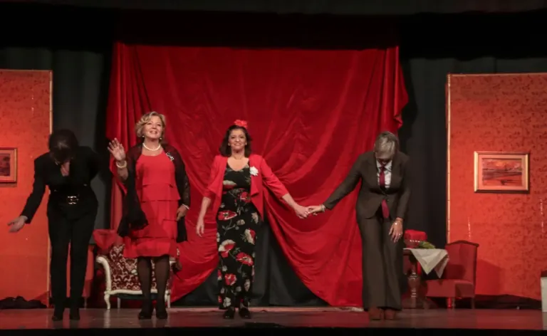 L'ispettore, Compagnia Teatrale Jonica: foto di scena