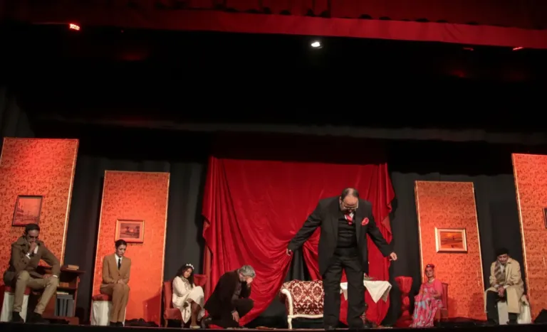 L'ispettore, Compagnia Teatrale Jonica: foto di scena