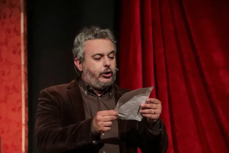 L'ispettore, Compagnia Teatrale Jonica: foto di scena